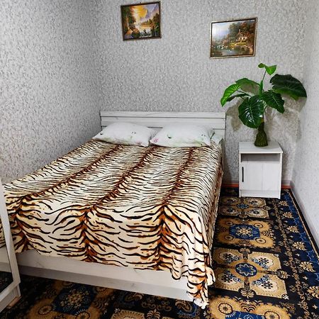 Olga Guest House Tsjolpon-Ata Eksteriør bilde