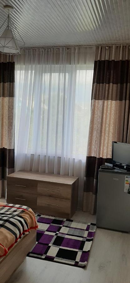 Olga Guest House Tsjolpon-Ata Eksteriør bilde