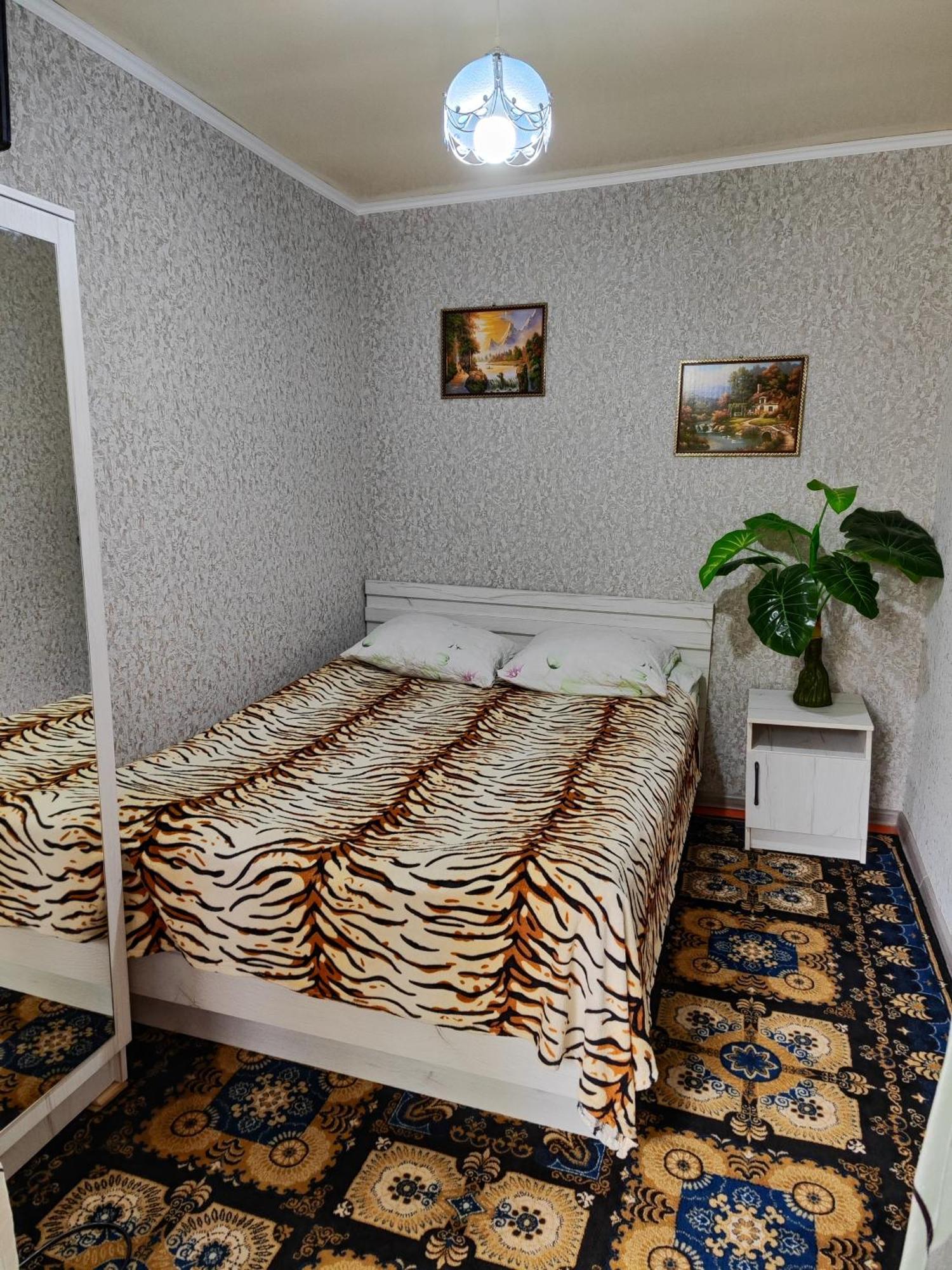 Olga Guest House Tsjolpon-Ata Eksteriør bilde